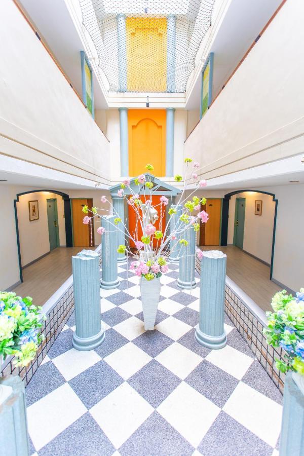 アルディホテル 員林市 エクステリア 写真